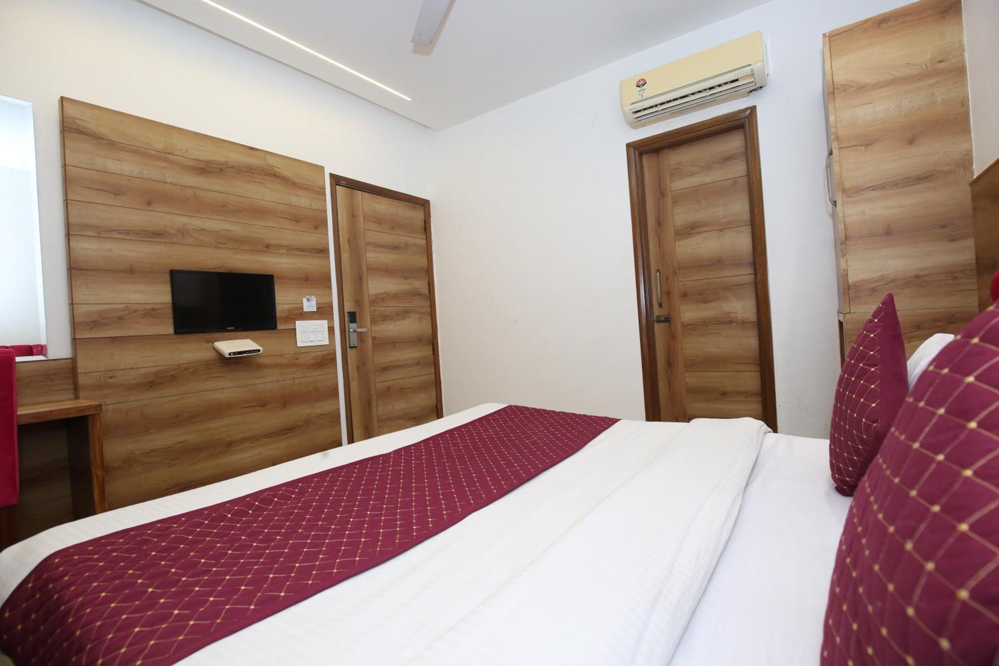 Hotel Rv Regency Амрітсар Екстер'єр фото